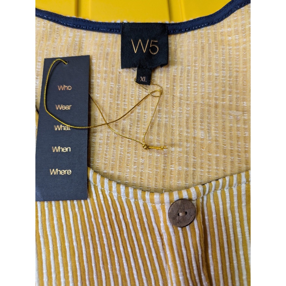 W5 Yellow Ribbed Button Ruffle Short Sleeve Blouse Size XLarge - Picture 5 of 7